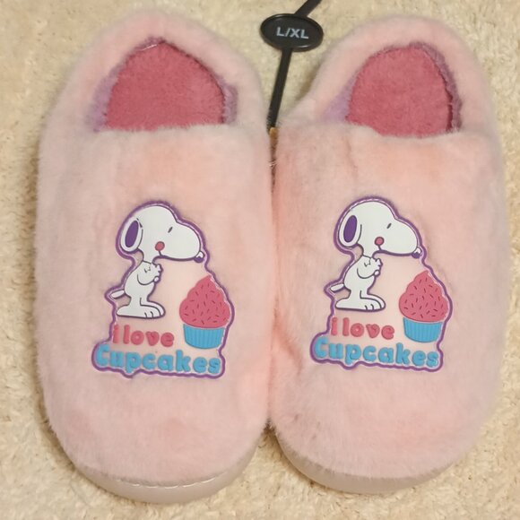 NWT ~ Snoopy (L/XL) Sherpa Fleece Lined Plush Scuff Slippers - Picture 1 of 6